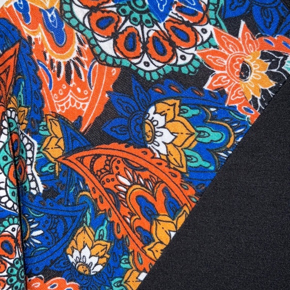 🛍 2/$15 Lularoe Randy - Picture 2 of 5